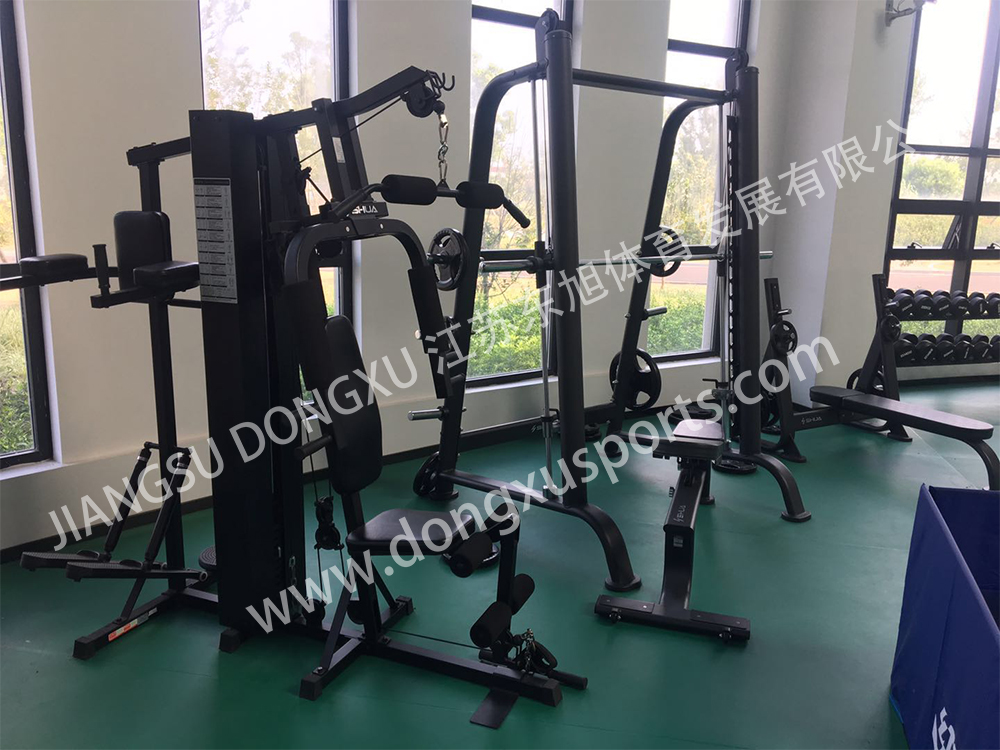 ̩����ί�hУ